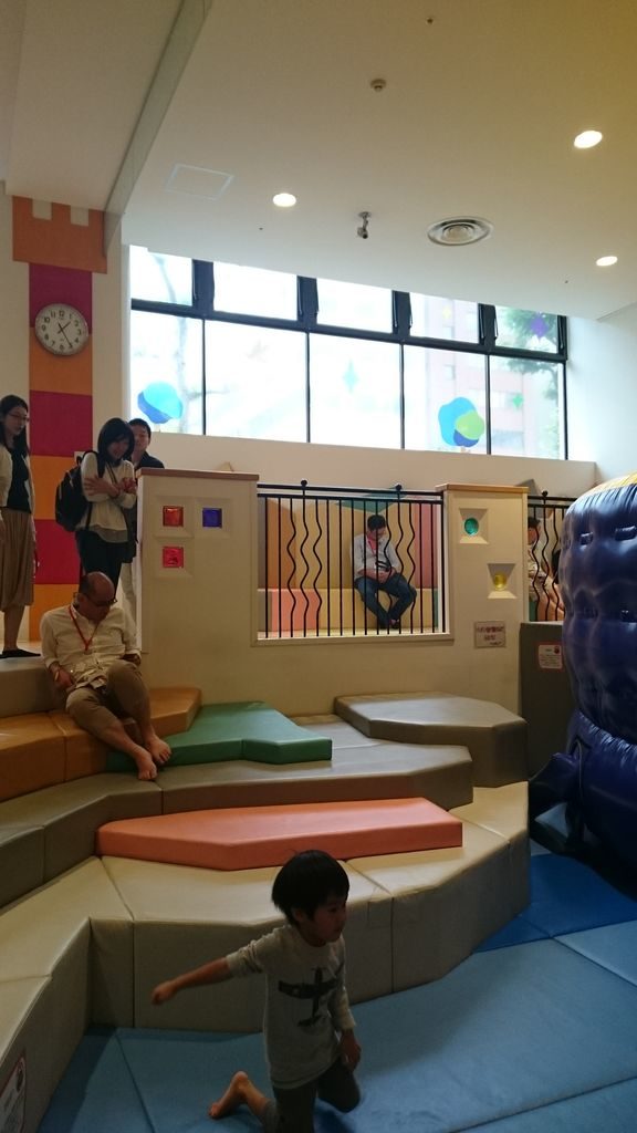 アソボ~ノ 雨 混雑