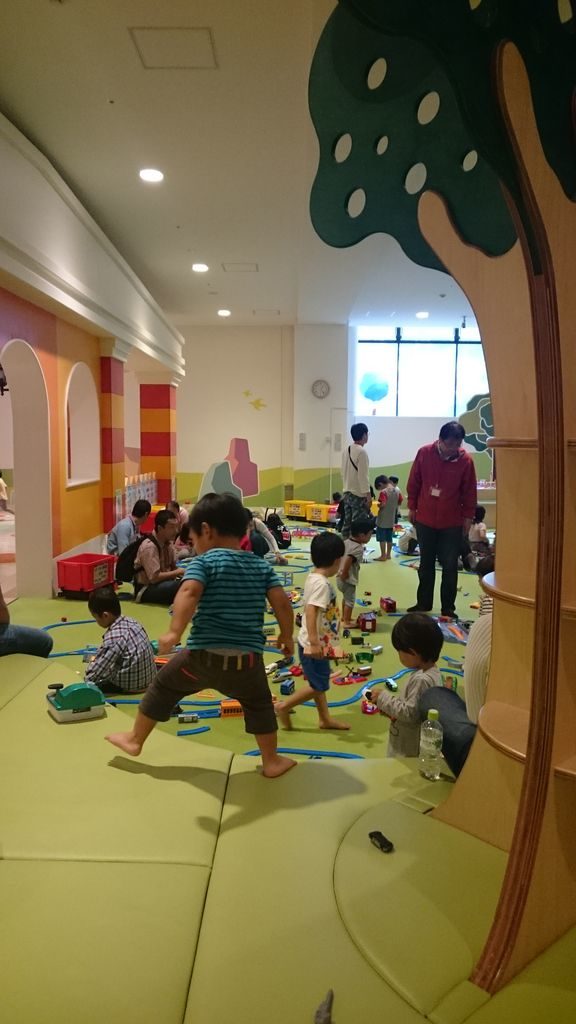 アソボ~ノ 雨 混雑