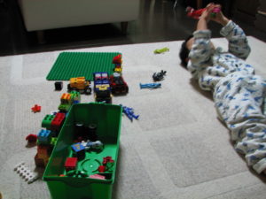 気が早いですが、クリスマスプレゼントをあげてしまいました。そして安く済みました。