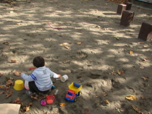 同僚の言動に対する周囲の反応から、男子育ての注意事項が身に沁みる