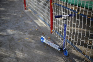 ストライダーとキックボードを巡る兄弟喧嘩対策