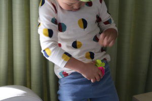 子供が自分で勉強したくなる魔法の質問 というのがあるらいいですよ?