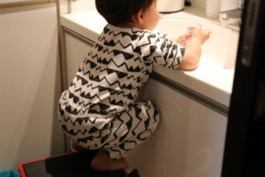 人づては『褒める』限定が原則です。でも効果は抜群。